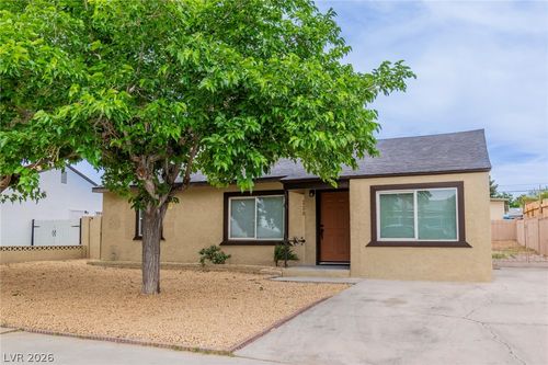 228 Earl St, Las Vegas, NV, 89101-5227 | Card Image