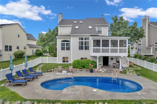 1495 Fountain View Ln, Oxford, MI, 48371-6700 | Card Image