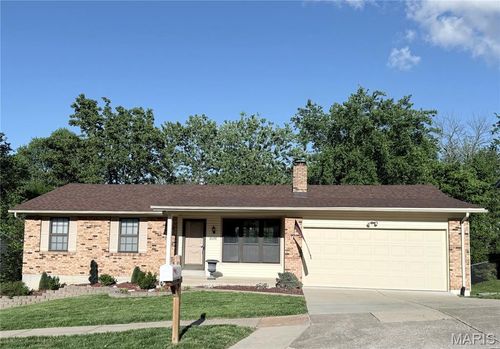 6026 Gettysburg Estates Dr, Saint Louis, MO, 63129-4020 | Card Image