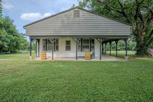 203 E Sycamore, Weir, KS, 66781-4314 | Card Image