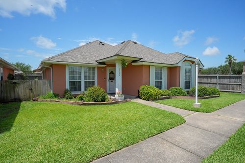 2300 Naples Dr, Ingleside, TX, 78362-4040 | Card Image