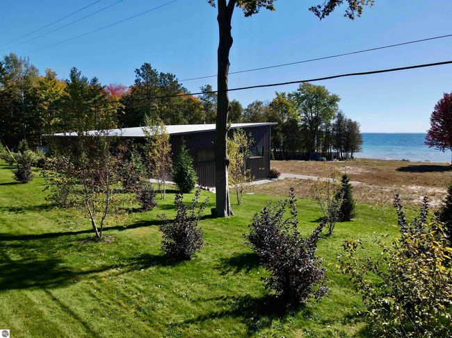 12639 N Northport Point Rd, Home with 0 bedrooms, 0 bathrooms and null parking in Northport MI | Image 25