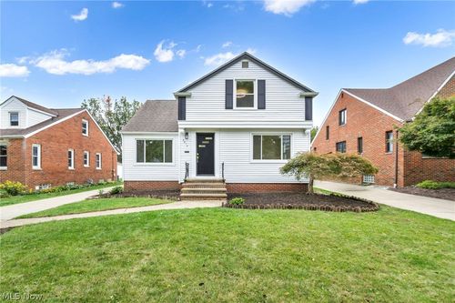3813 Forestwood Dr, Parma, OH, 44134-2803 | Card Image