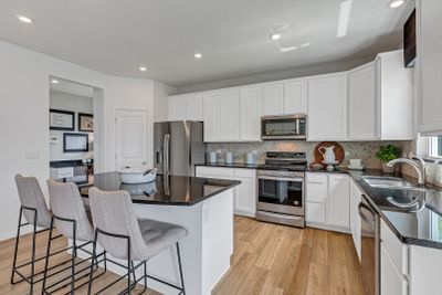 KITCHEN WITH LARGE ISLAND | Image 2