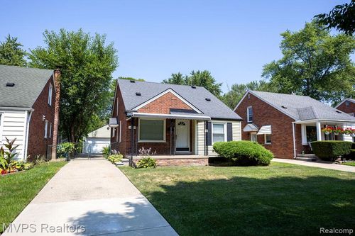 19775 Damman St, Harper Woods, MI, 48225-1778 | Card Image