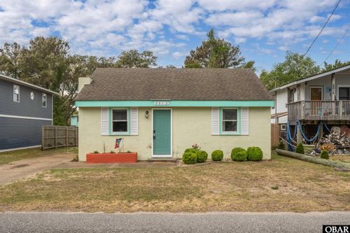 2012 Edenton St, Kill Devil Hills, NC, 27948-9301 | Card Image