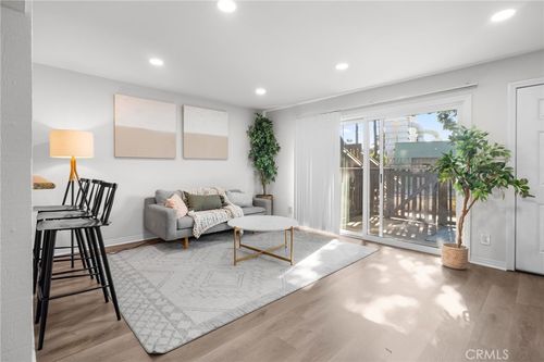 o-101-1133 Sepulveda, Torrance, CA, 90502 | Card Image