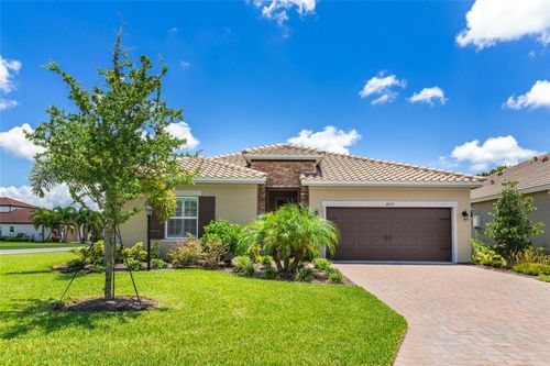 4919 Tobermory Way, BRADENTON, FL, 34211-8450 | Card Image