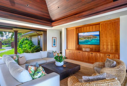 68-1044 Pauoa Way, KAMUELA, HI, 96743-7711 | Card Image