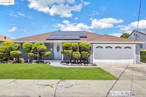 1651 Via Sarita, San Lorenzo, CA, 94580-3501 | Card Image