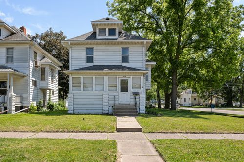 204 15th Ave, East Moline, IL, 61244-1311 | Card Image