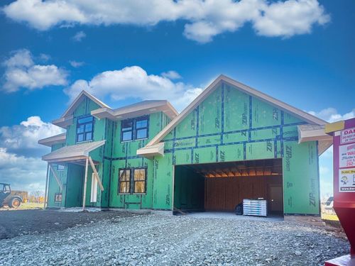 N66W21075 Sweet Clover Drive, Menomonee Falls, WI, 53051 | Card Image