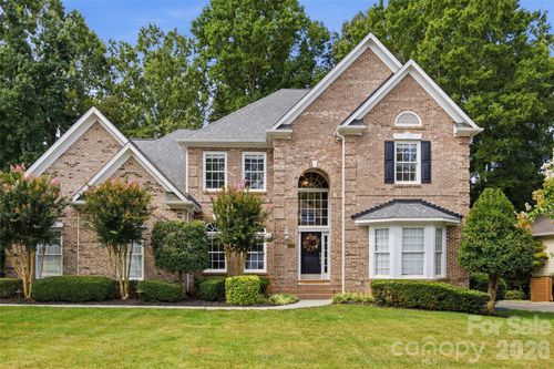 10104 Devonshire Dr, Huntersville, NC, 28078-6183 | Card Image