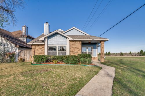 1229 Old Barn Ln, Mesquite, TX, 75149-6823 | Card Image