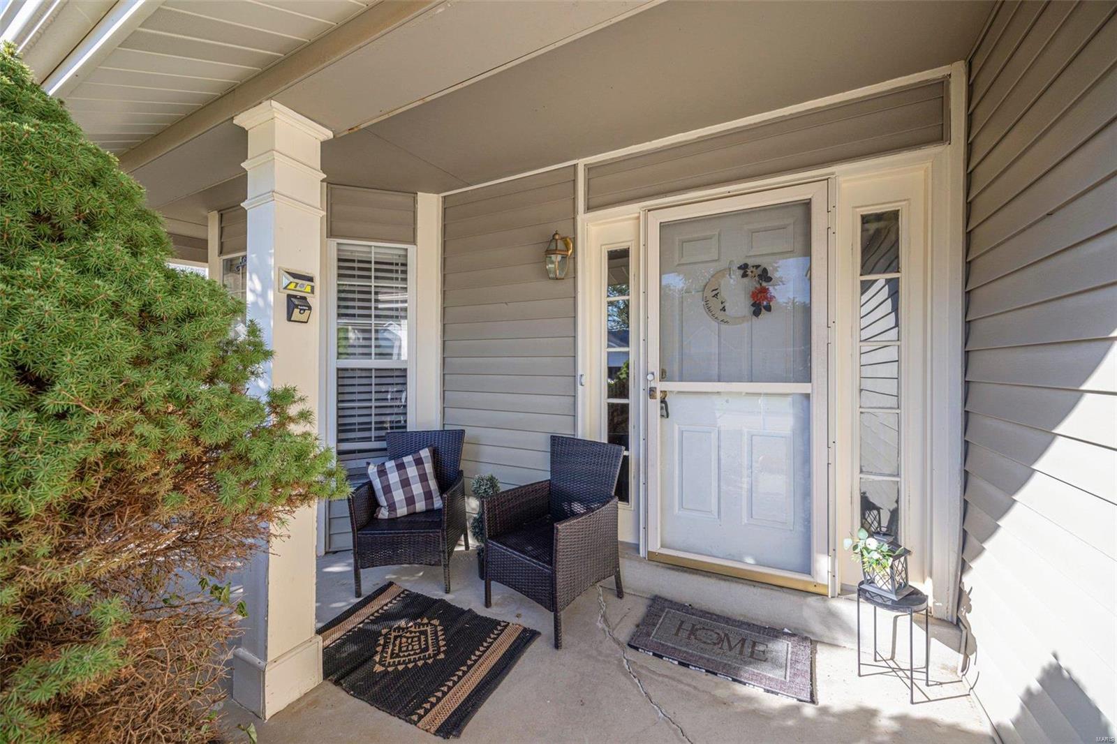 Misty Valley Dr, Saint Peters, MO 63376