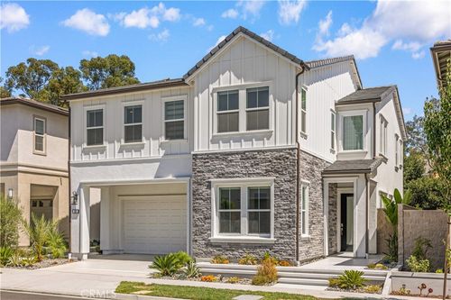 400 Riverbend, Lake Forest, CA, 92630-8492 | Card Image