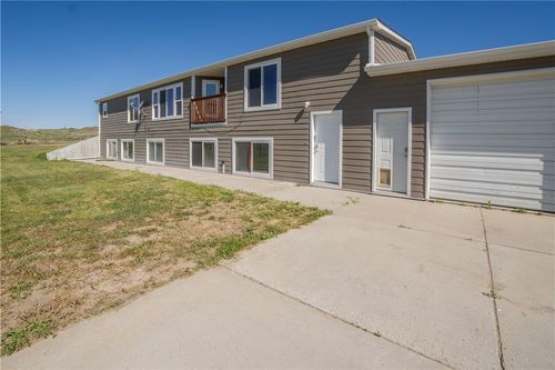 1218 Bighorn Rd, Hardin, MT, 59034-3027 | Card Image
