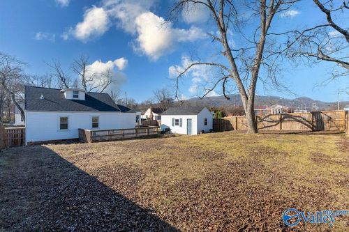 409 Jordan Ln, Scottsboro, AL, 35768-1719 | Card Image