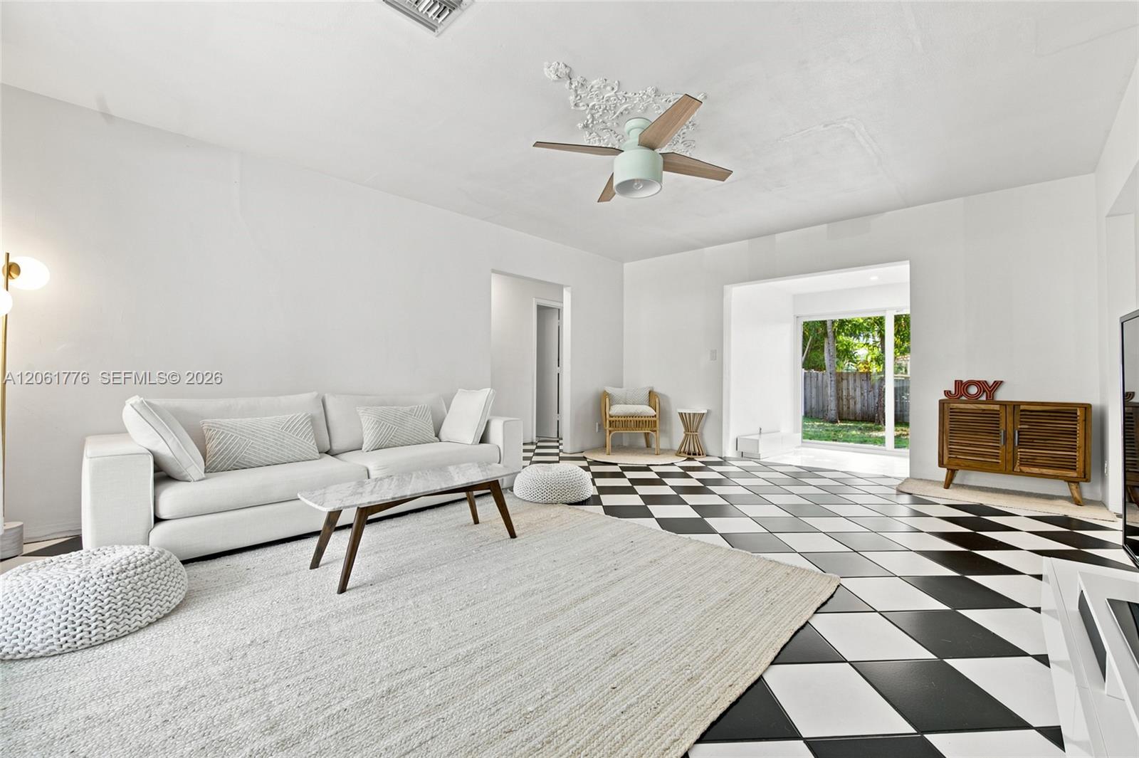 Residential in Oakland Park 2