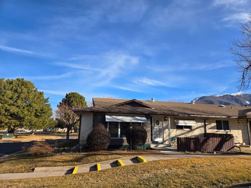 977 E 5550 S, Washington Terrace, UT, 84405-7060 | Card Image
