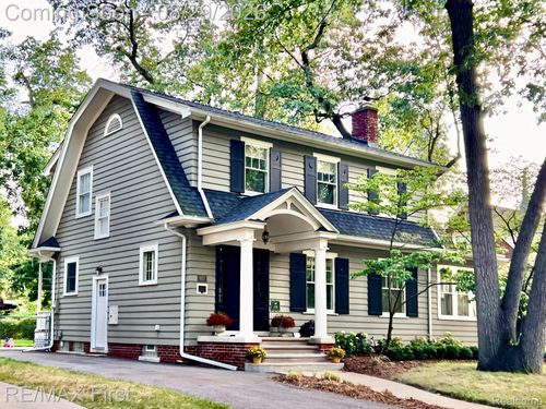 657 W Drayton St, Ferndale, MI, 48220-2749 | Card Image