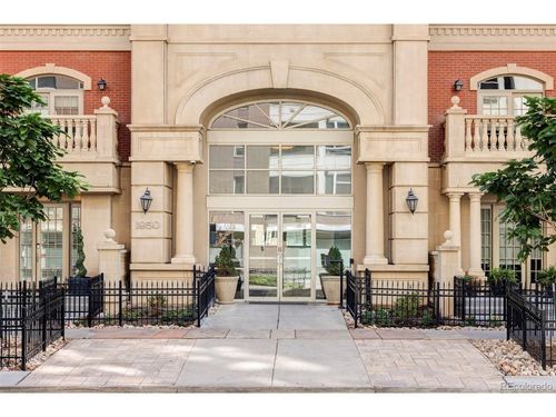 apt-1013-1950 N Logan St, Denver, CO, 80203-1182 | Card Image