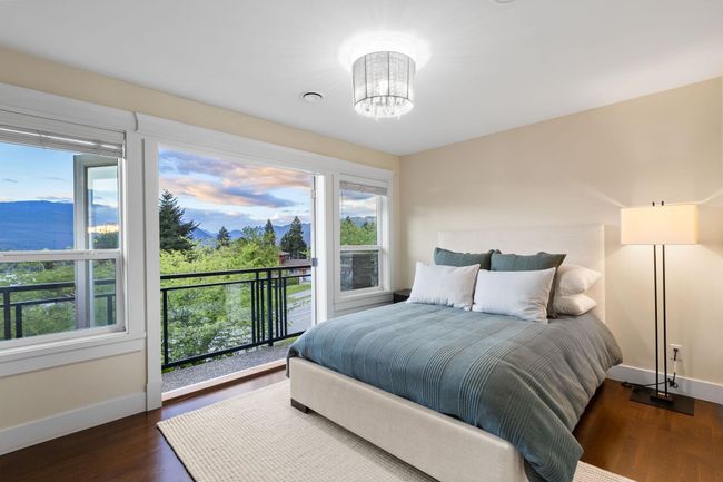 7120 Ridge Drive, House other with 8 bedrooms, 6 bathrooms and 5 parking in Burnaby BC | Image 27