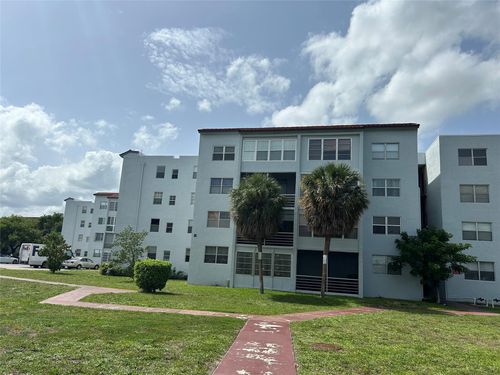 311k-2860 Somerset Dr, Lauderdale Lakes, FL, 33311-9365 | Card Image