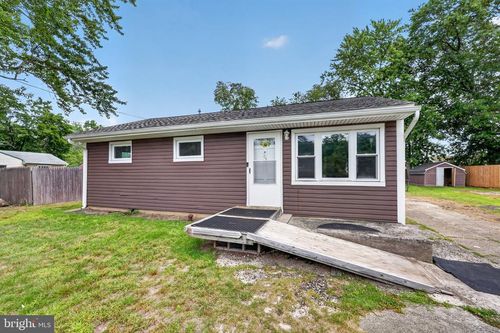 33 Stagecoach Rd, SOUTHAMPTON, NJ, 08088-1354 | Card Image