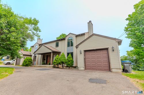 141 Union St, Manchester, CT, 06042-1936 | Card Image