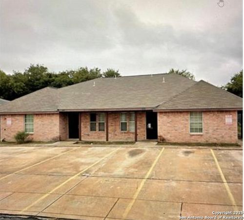 7625 Windsor Oaks, San Antonio, TX, 78239-3560 | Card Image