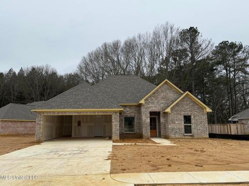 124 Jasmine Cove Dr, Brandon, MS, 39042-1101 | Card Image