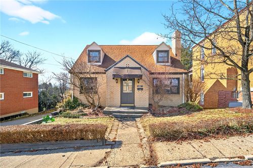 221 Park Ave, West View, PA, 15229-1906 | Card Image