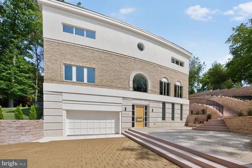 4509 Foxhall Cres Nw, WASHINGTON, DC, 20007-1056 | Card Image