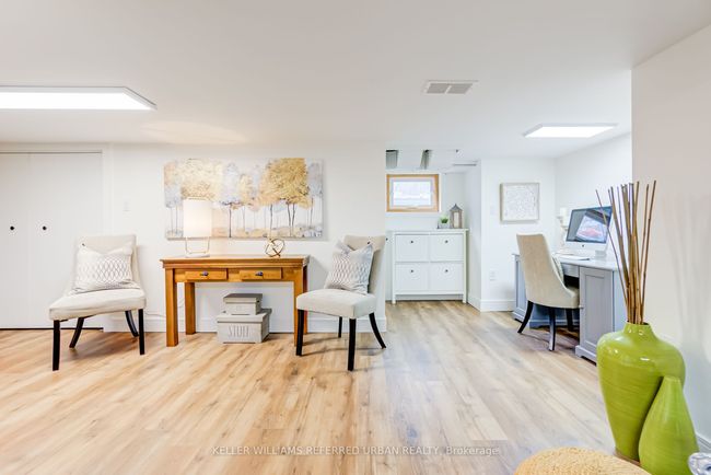 12 Wesley Ave, House other with 3 bedrooms, 4 bathrooms and 6 parking in Mississauga ON | Image 40
