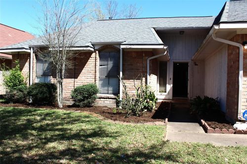 14343 Whitecross Dr, Houston, TX, 77083-6152 | Card Image