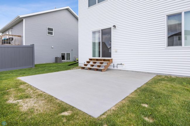 Concrete Patio w/ Steps | Image 33