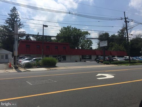 1569 Parkway Ave, Ewing, NJ, 08628-2739 | Card Image