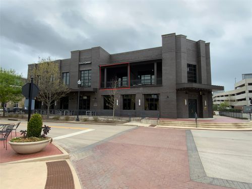 ste-212-320 S Oak St, Roanoke, TX, 76262-6850 | Card Image