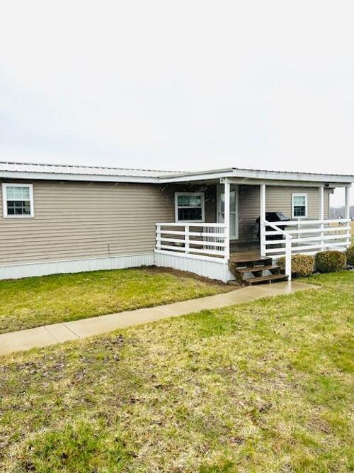 19196 Fillmore Rd, Stanwood, MI, 49346-9532 | Card Image