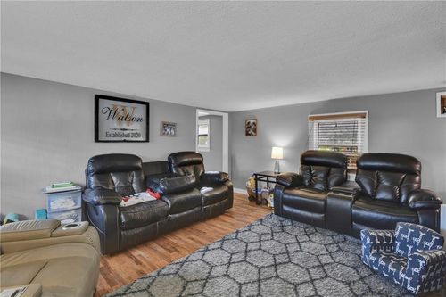 302 S Truman Rd, Archie, MO, 64725-9556 | Card Image