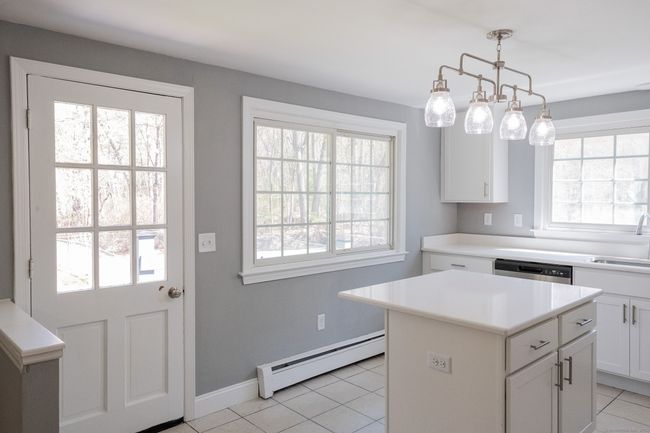 1250 Ellington Rd, House other with 3 bedrooms, 2 bathrooms and 11 parking in South Windsor CT | Image 16