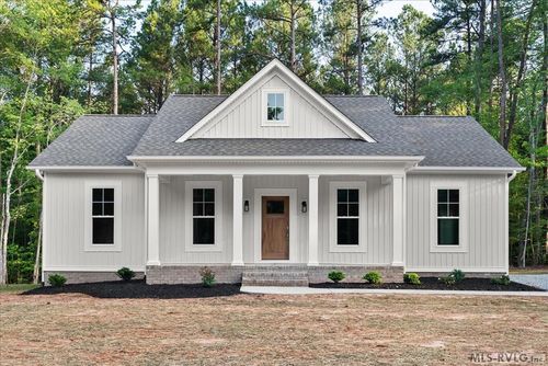 136 Hicks Dr, Bracey, VA, 23919-1631 | Card Image