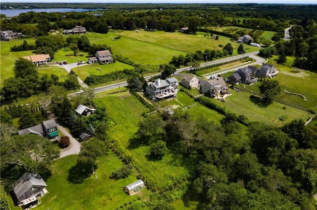 61 W Main Rd, Home with 0 bedrooms, 0 bathrooms and null parking in Little Compton RI | Image 9