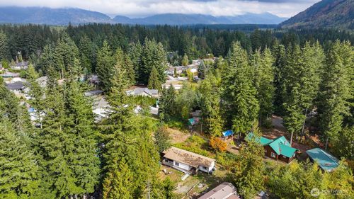 8460 Aspen Ct, Maple Falls, WA, 98266-8242 | Card Image