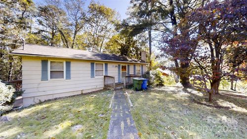 111 Cisco Rd, Asheville, NC, 28805-1310 | Card Image