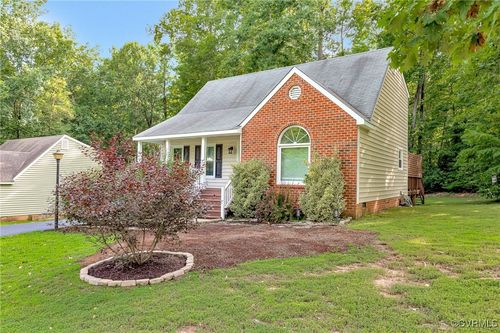 7100 Deer Thicket Dr, Midlothian, VA, 23112-6162 | Card Image