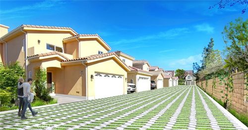 4-9246 Cedros Ave, Panorama City, CA, 91402-1236 | Card Image