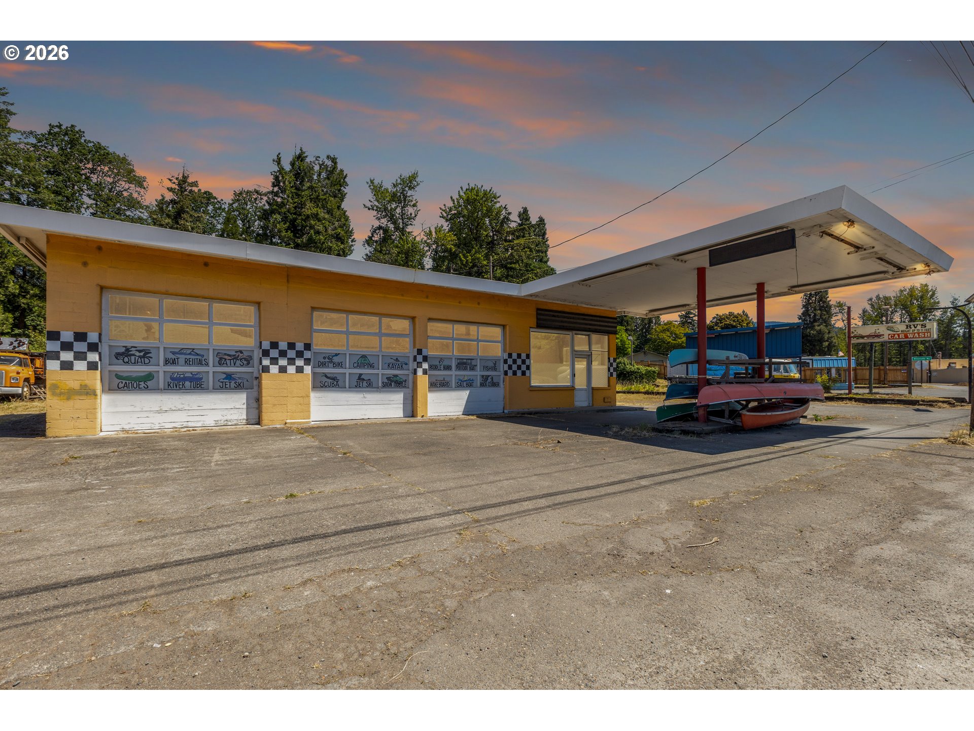 48097 Highway 58, Oakridge, OR 97463