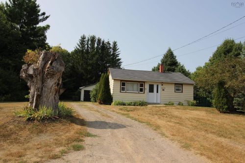 14621 Highway 1, Wilmot, NS, B0P1W0 | Card Image
